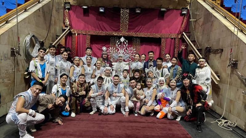 В Узбекистане начались большие гастроли Государственного цирка Якутии!