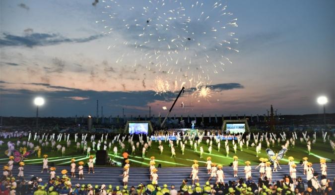 VIII Спортивные игры народов Якутии открылись театрализованным представлением «Сквозь миг и вечность»