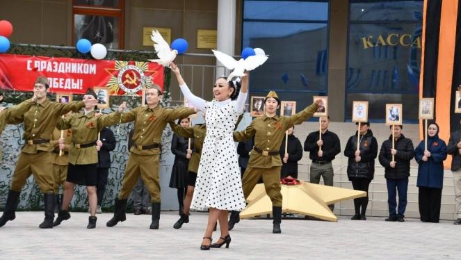 Александра Николаева - Белая королева циркового манежа!