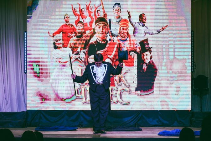 С 6 по 8 февраля в пяти наслегах Чурапчинского улуса с успехом прошли гастроли Государственного цирка Якутии имени Марфы и Сергея Расторгуевых с представлением «ЦИРК ЧУДЕС»